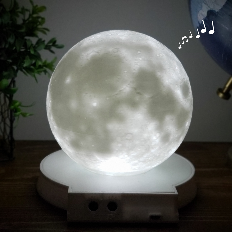 Moon Music Night light (Claire De Lune)