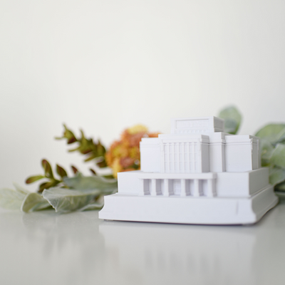 Laie Hawaii Temple Replica Statue - Tiny 3D Temples