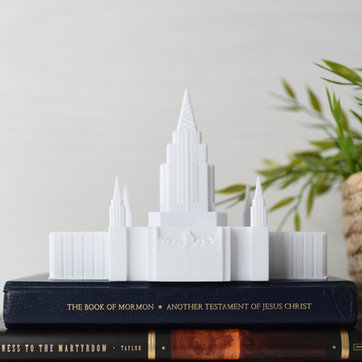 Oakland California Temple Replica Statue - Tiny 3D Temples